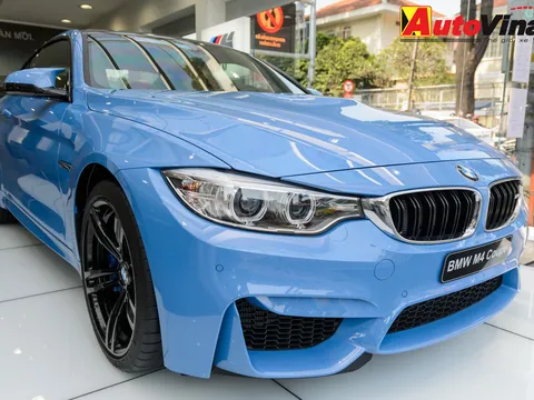 Cận cảnh BMW M4 2015 'Yas Marina Blue' tại Việt Nam