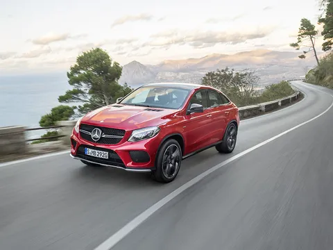 Hệ thống tên gọi hoàn toàn mới của xe Mercedes-Benz