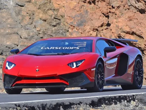 Lamborghini Aventador SV lộ loạt hình "không che"