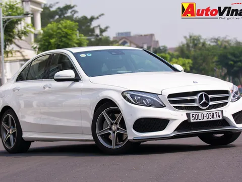 Mercedes-Benz C-Class 2015: Cú lột xác của 'Baby-Benz'!