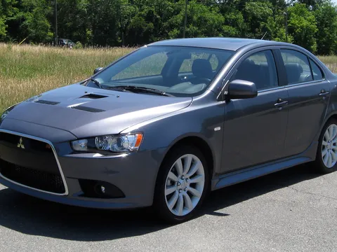 Mitsubishi cộng tác với Nissan phát triển sedan mới ?