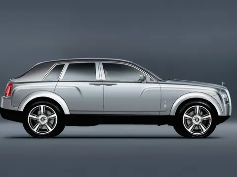 Rolls-Royce SUV sẽ dài tương đương Phantom