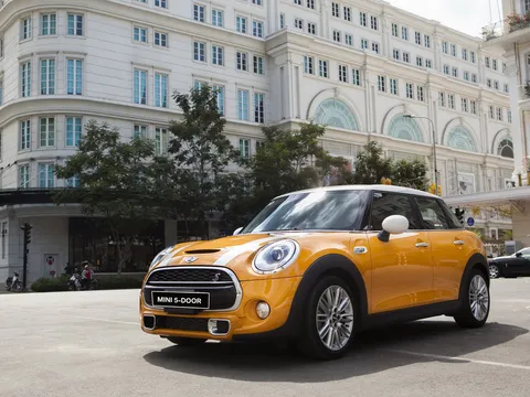 Euro Auto chính thức phân phối MINI 5 cửa tại Việt Nam