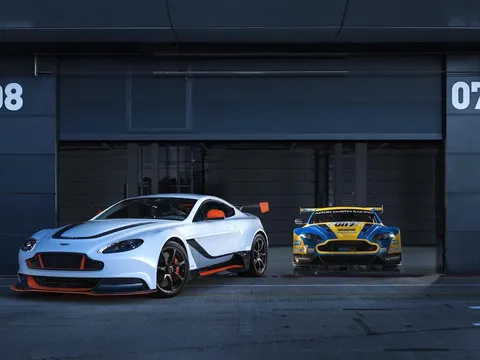 Vì Porsche, Aston Martin buộc phải đổi tên Vantage GT3