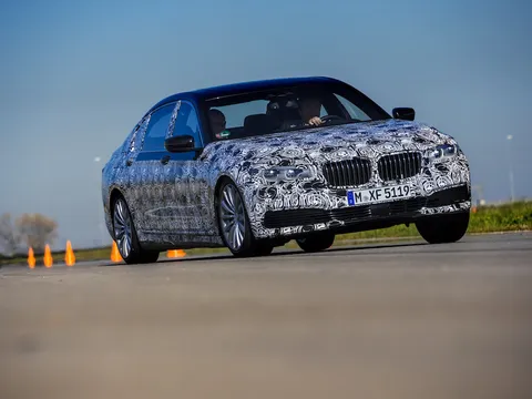 BMW tiết lộ thêm chi tiết về 7 Series thế hệ mới