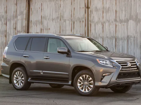 Lexus cân nhắc "khai tử" hai dòng SUV