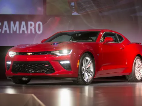 Ra mắt Chevrolet Camaro 2016 thế hệ thứ 6 hoàn toàn mới