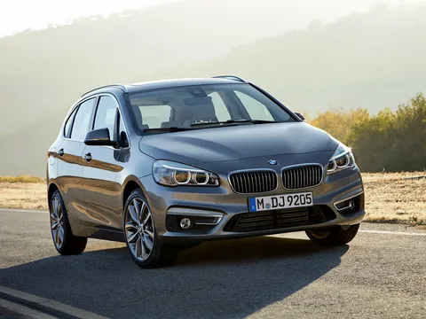 Euro Auto dùng xe BMW 218i Active Tourer làm giải thưởng khuyến mãi