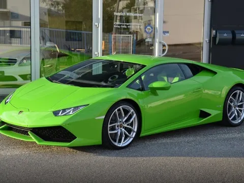 Thêm một chiếc Lamborghini Huracan nữa về Việt Nam