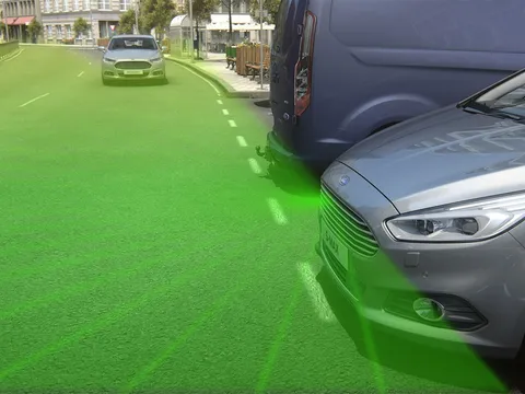 Không còn lo góc khuất với Ford Split View