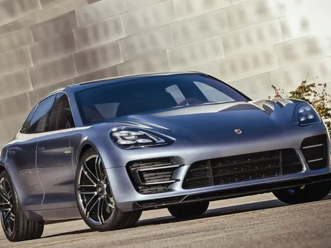 Porsche sắp trình làng "tiểu Panamera"?