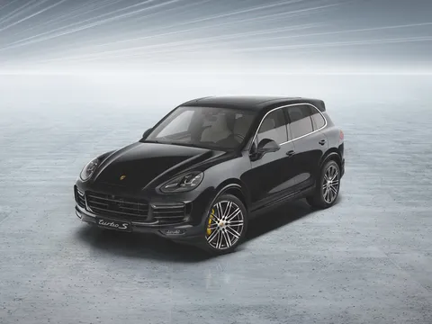 Porsche Cayenne tại Việt Nam được ưu đãi gói phụ kiện