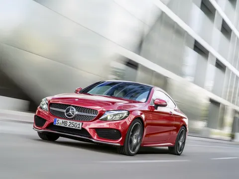 C-Class Coupe 2017: tuyệt tác mới của Mercedes-Benz
