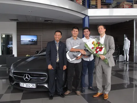 Mercedes AMG-GT S Edition 1 đầu tiên tại Việt Nam đã có chủ