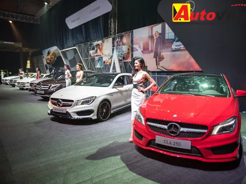 Sàn diễn thời trang Mercedes-Benz tại Hà Nội