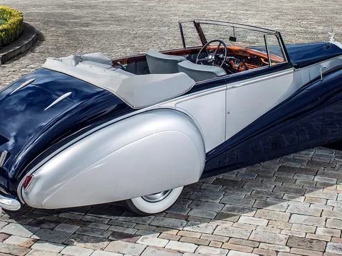 Rolls Royce lần đầu "trực tuyến" buổi lễ ra mắt xe mới