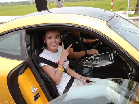 Á hậu Huyền My tậu xe mới hơn 3 tỷ đồng