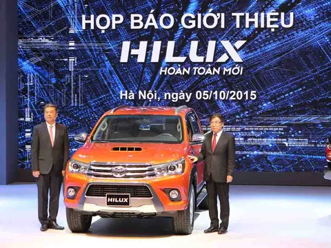 Toyota Việt Nam chính thức trình làng Hilux 2015