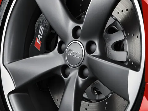 Continental ContiSportContact 5 P: lốp chuyên dụng cho xe hiệu suất cao