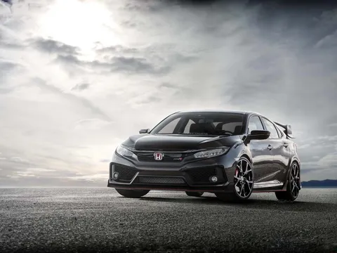 Lộ ảnh Honda Civic Type R 2017 tại đường đua