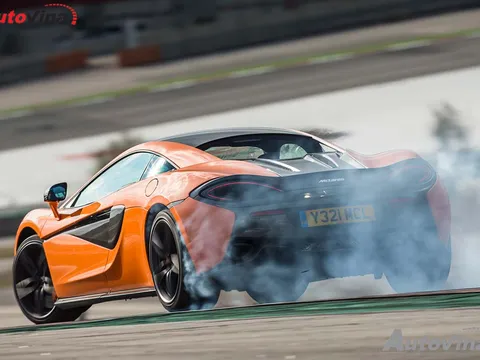 McLaren 570S mới đối thủ của Porsche 911 Turbo và Audi R8