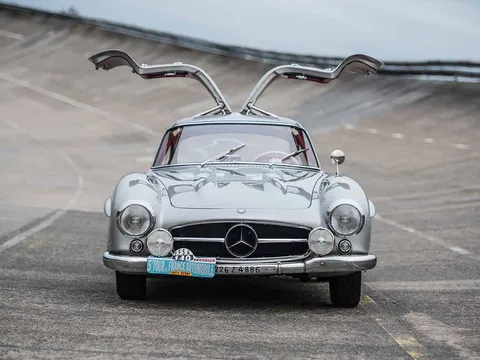Bí mật chiếc Mercedes cổ được định giá 6 triệu USD