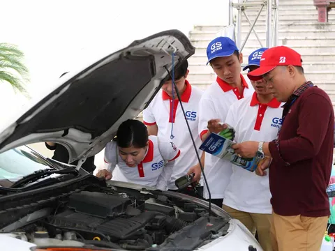 400 xe hơi tụ hội tại Car Care Day 2015