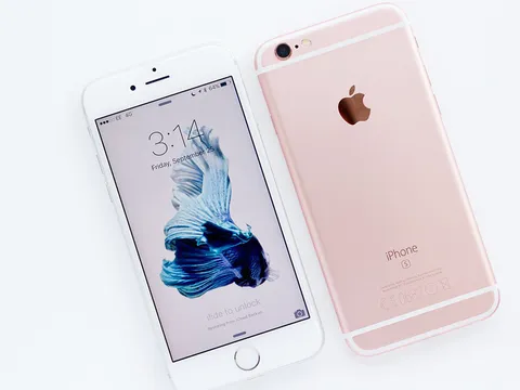 iPhone 6s: chọn mua hàng chính hãng hay xách tay?