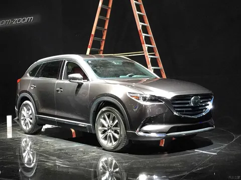 Ảnh thực tế của Mazda CX-9 hoàn toàn mới