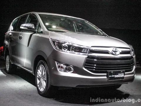 Ảnh thực tế Toyota Innova 2016 ra mắt tại Indonesia