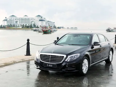 Mercedes-Benz Việt Nam bàn giao chiếc xe thứ 15 cho hệ thống nghỉ dưỡng cao cấp Vinpearl 