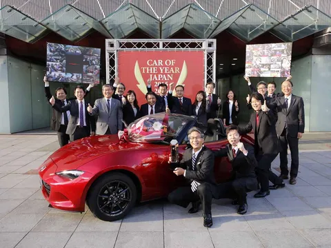 Mazda MX-5 giành giải xe của năm tại Nhật Bản