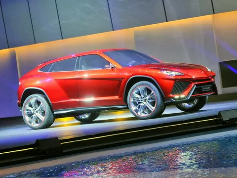 Mẫu SUV đầu tiên của Lamborghini sẽ không có hệ thống lái tự động