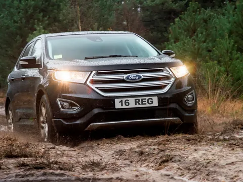 Ford công bố giá bán mẫu SUV Edge mới