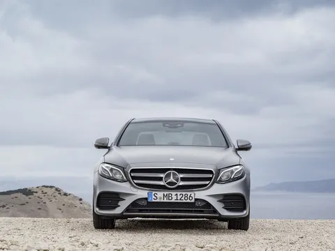 Ảnh Mercedes-Benz E Class 2017