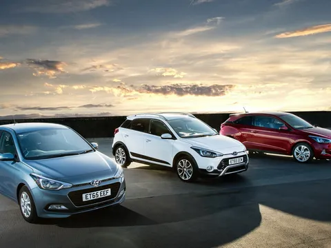Hyundai i20 2016 công bố giá bán tại Anh Quốc
