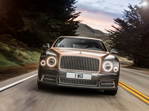 Bentley Mulsanne Grand Limousine trình làng tại triển lãm Geneva 2016 