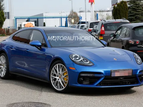 Porsche Panamera thế hệ 2 lộ diện
