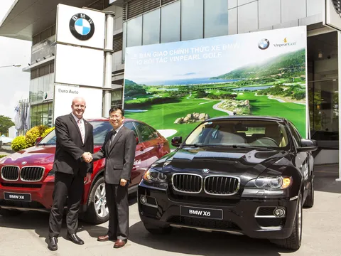 Euro Auto bàn giao cặp BMW X6 cho Vinpearl Golf