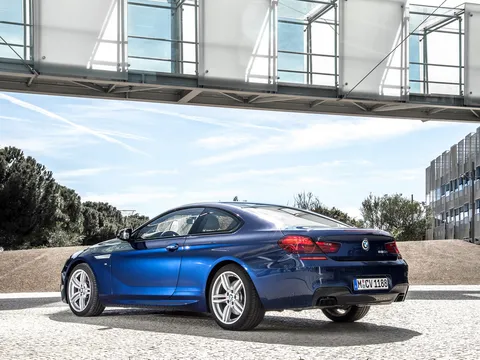 Euro Auto tiếp tục khuyến mãi xe BMW trong tháng 6/2016