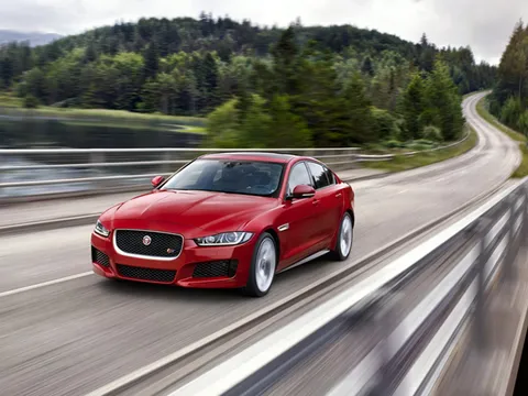 Lái thử xe Jaguar và Land Rover tại TP.HCM và Thanh Hóa