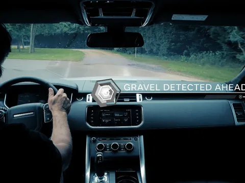 Jaguar Land Rover thông báo phát triển công nghệ off-road...tự lái 