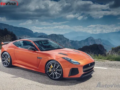Trải nghiệm Jaguar F-Type SVR 2016