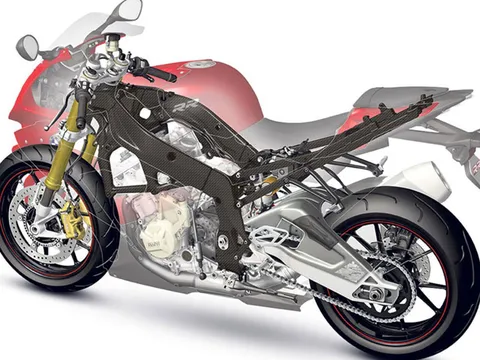 BMW ứng dụng công nghệ sợi cacbon để sản xuất khung môtô