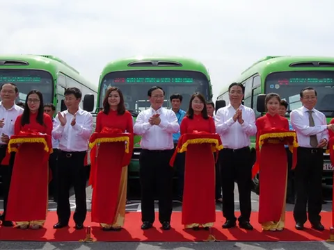 Xe buýt tại Hà Nội sẽ không chỉ có màu vàng đỏ quen thuộc