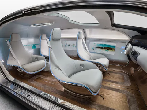 Xe hơi Mercedes-Benz của tương lai sẽ trở thành những "cộng sự" đắc lực