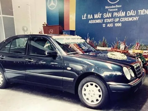 Đây là chiếc Mercedes-Benz đầu tiên được sản xuất tại Việt Nam