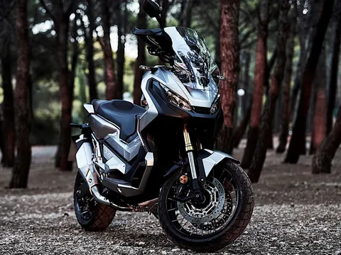 Cận cảnh xe tay ga cỡ lớn mới Honda X-ADV 2017 được giới thiệu tại triển lãm EICMA 2016