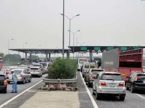 Thử nghiệm dừng trạm thu phí Đại Xuyên trên cao tốc Pháp Vân - Ninh Bình