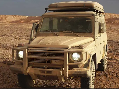 Mercedes G-Class G300 CDI Entdecker Vua địa hình